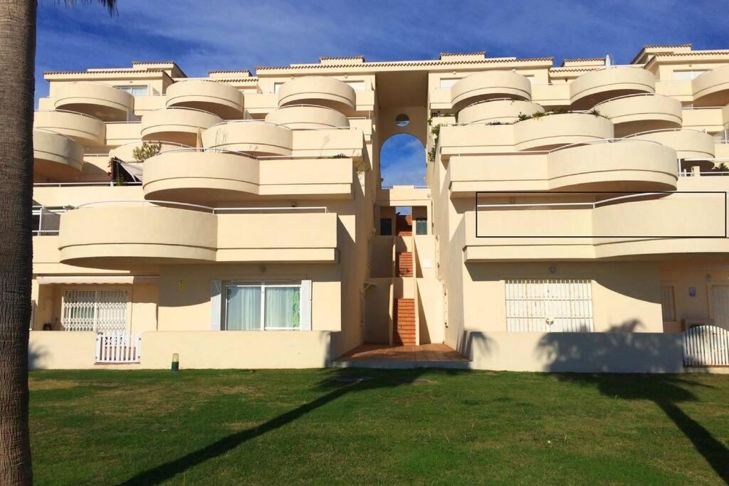 Penthouse Bermuda Beach 2 Estepona Exterior foto