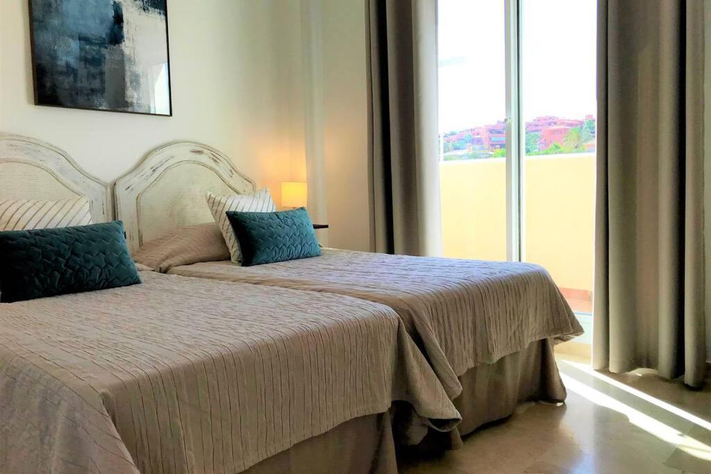 Penthouse Bermuda Beach 2 Estepona Exterior foto