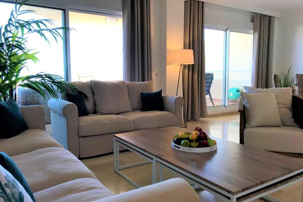 Penthouse Bermuda Beach 2 Estepona Exterior foto